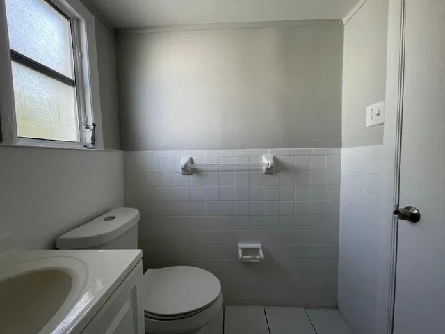 Unit #1 photo 17