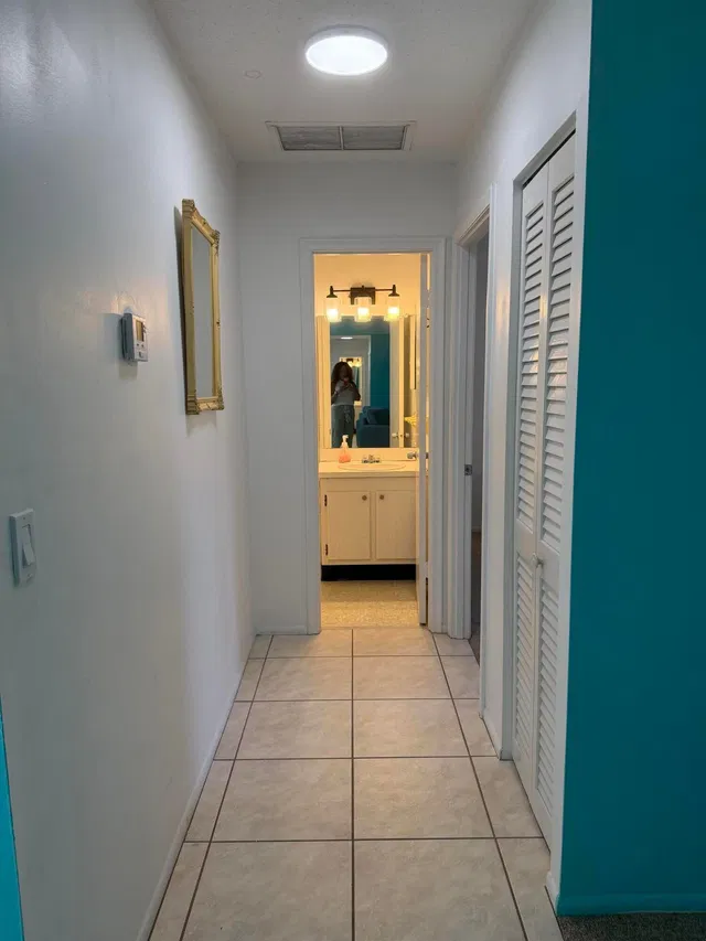 Unit 203 photo 7