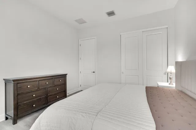 Residence photo 28