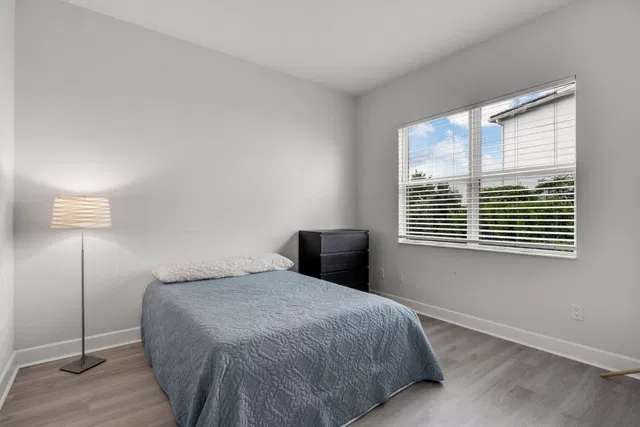 Residence photo 30