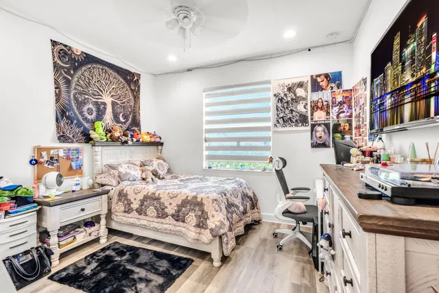Residence photo 29