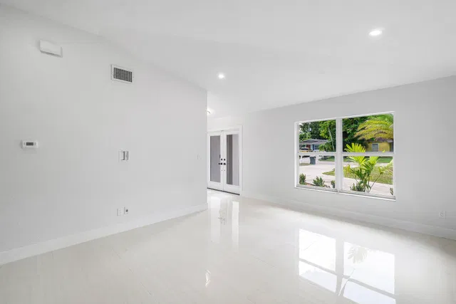 Residence photo 6