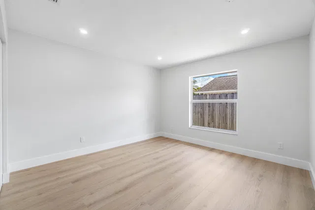 Residence photo 24