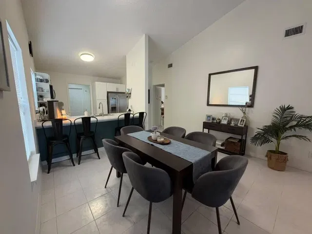 Residence photo 22