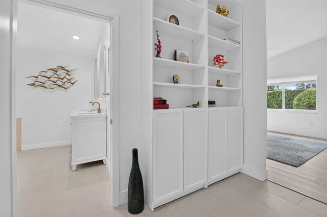 Residence photo 46