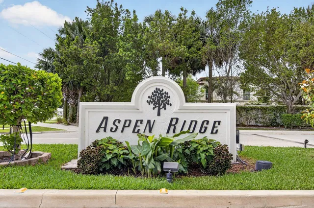 Residence photo 62