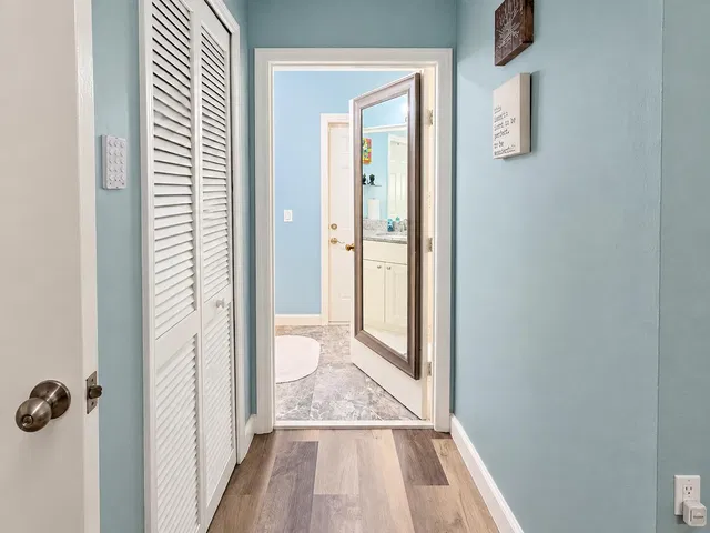 Residence photo 15