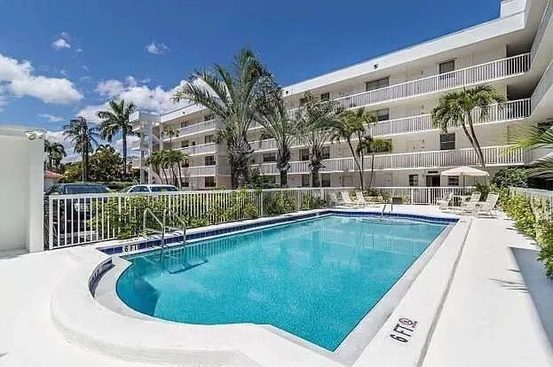 Downtown West Palm Beach Unit 304 photo 5