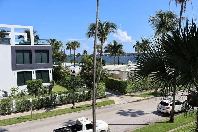 Downtown West Palm Beach Unit 304 photo 13