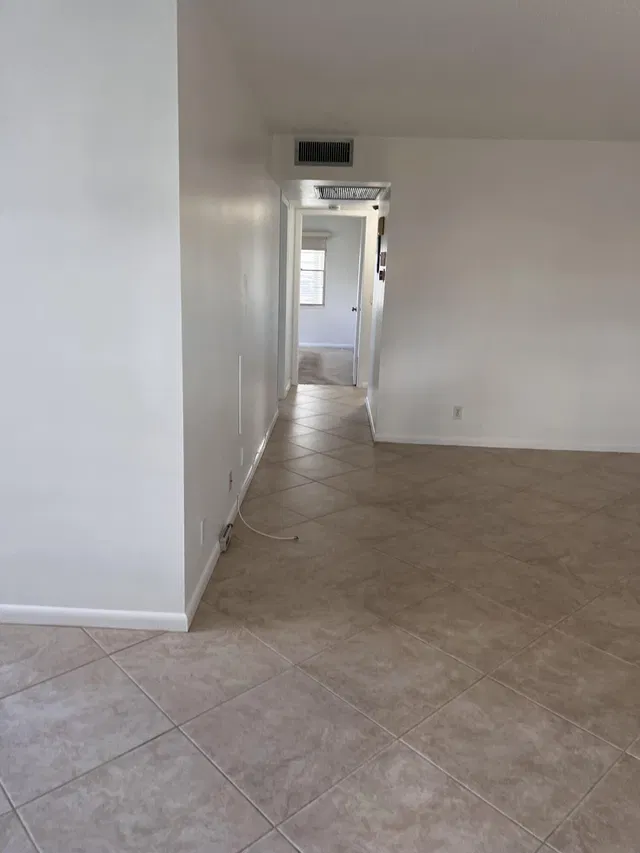  Residence photo 5