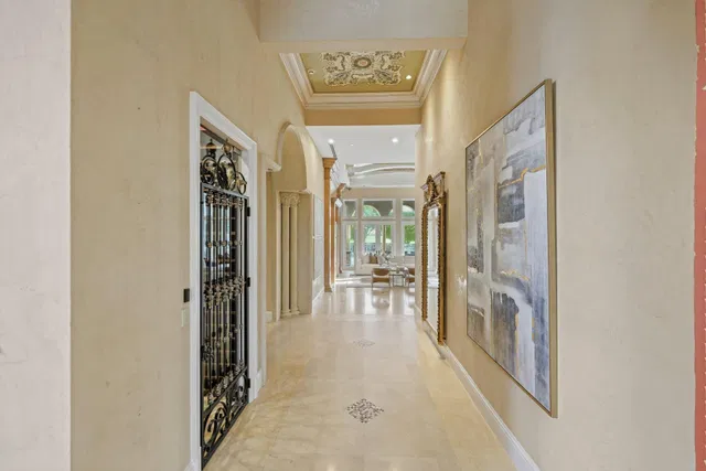 Residence photo 50