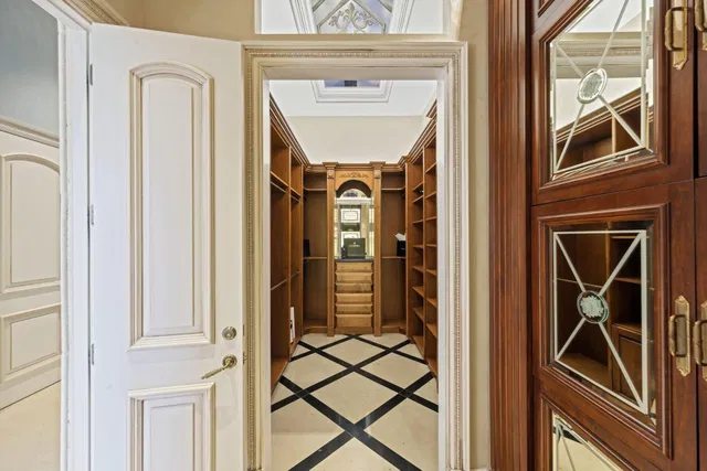 Residence photo 78