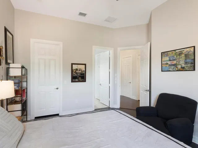  Residence photo 33