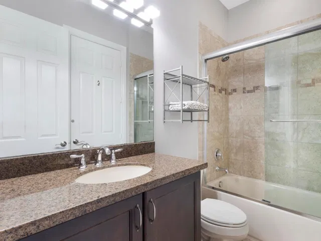  Residence photo 34