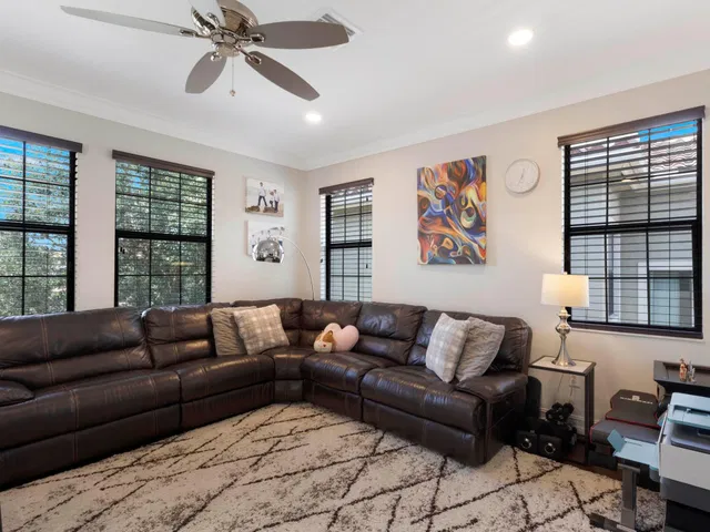  Residence photo 39