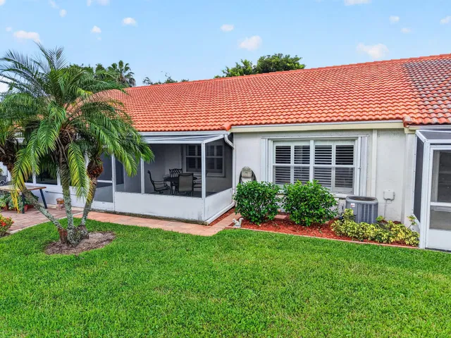Residence photo 41