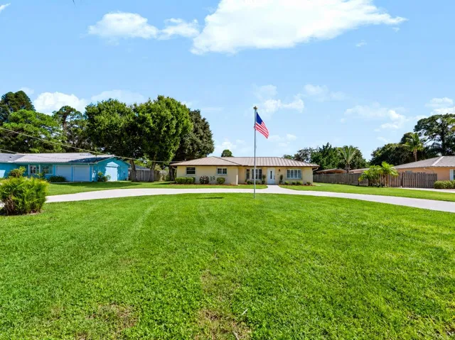  Residence photo 4