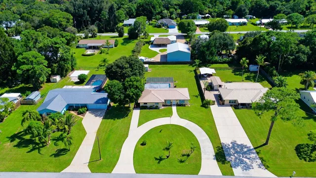  Residence photo 5