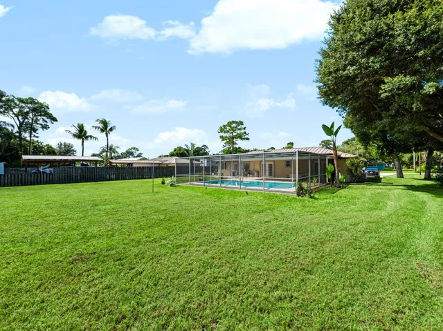  Residence photo 36