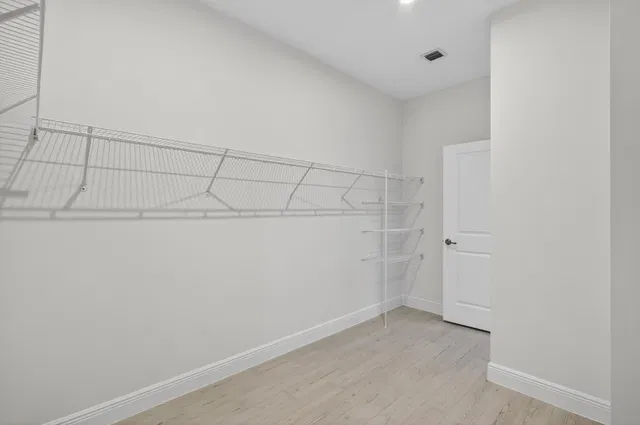 Residence photo 33