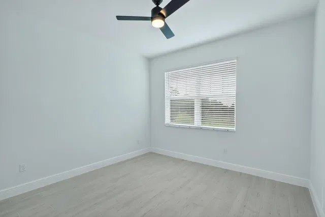 Residence photo 35