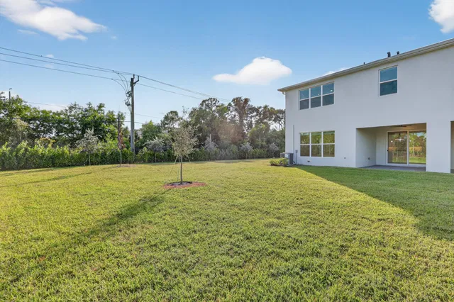 Residence photo 48