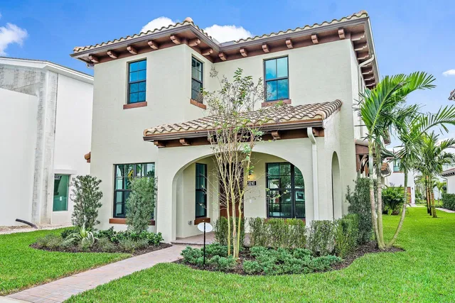 Residence photo 2