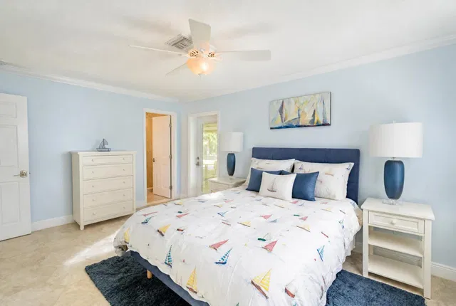 Palm Beach Shores Residence photo 11