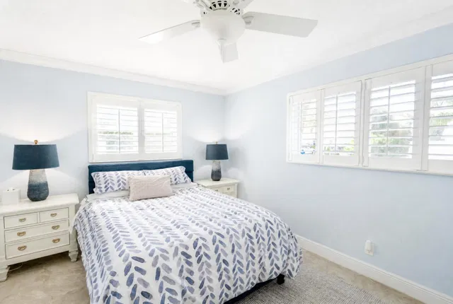 Palm Beach Shores Residence photo 12
