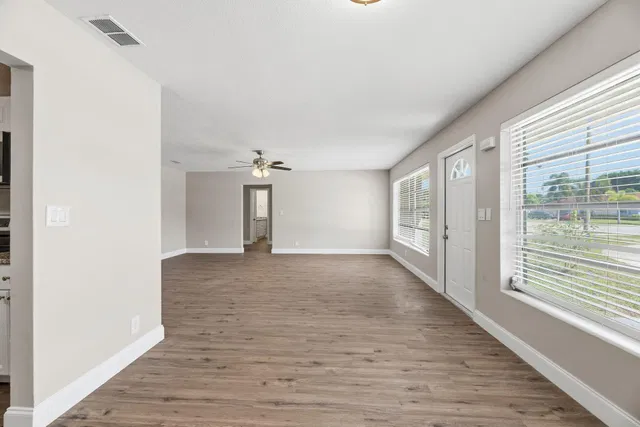 Residence photo 8