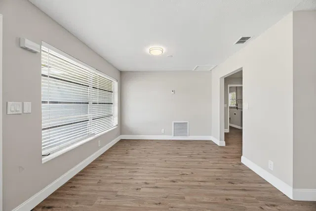 Residence photo 9