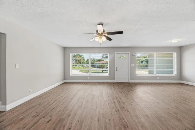 Residence photo 10