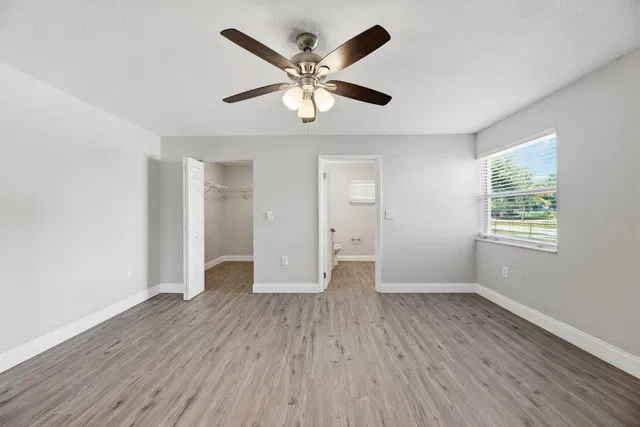 Residence photo 18