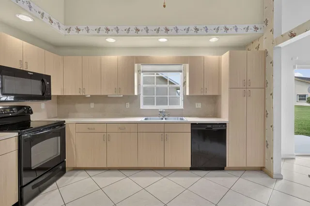  Residence photo 7