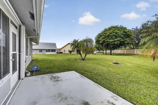  Residence photo 32
