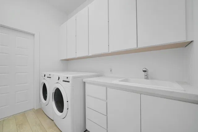 Residence photo 30