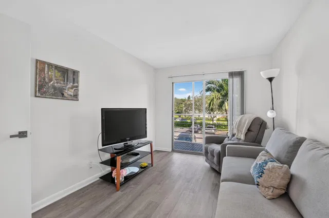  Residence photo 18