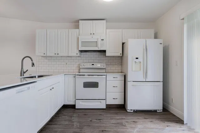 Residence photo 9