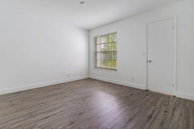 Residence photo 13