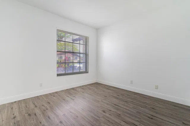 Residence photo 18