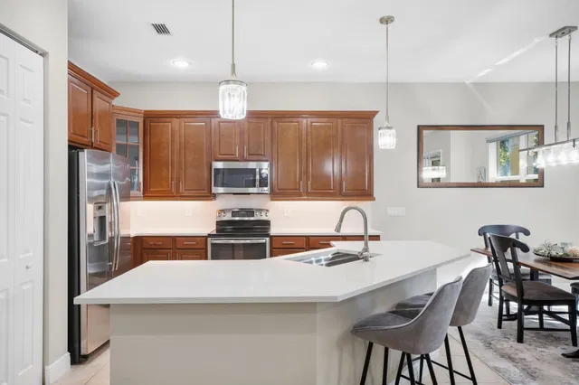 Residence photo 11