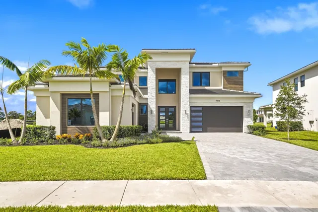 Whitmore Estates Residence photo 2