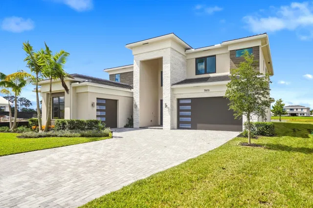 Whitmore Estates Residence photo 3