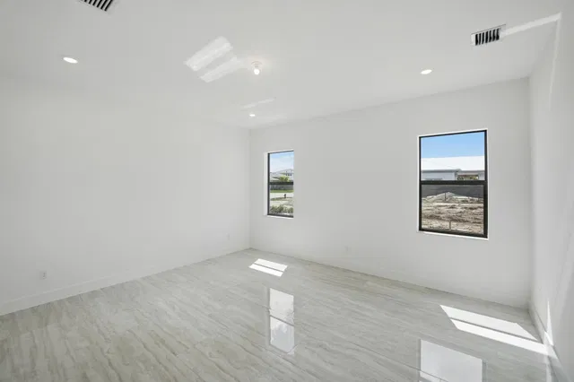 Whitmore Estates Residence photo 20