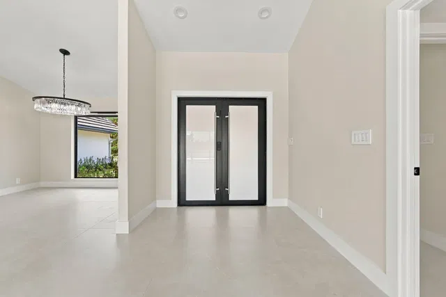  Residence photo 6