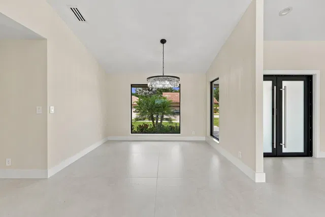  Residence photo 17