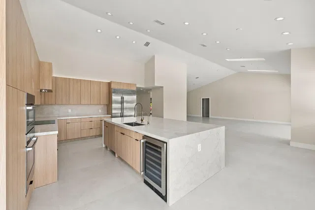  Residence photo 22