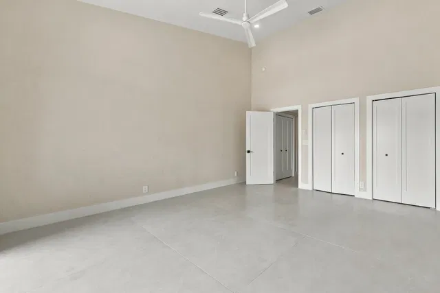  Residence photo 81