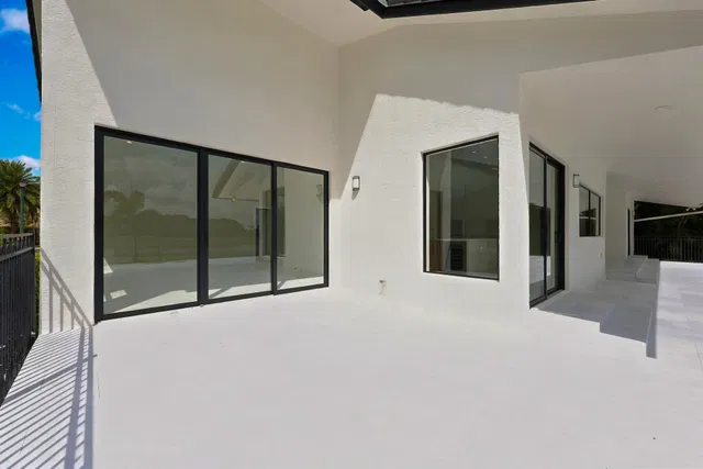  Residence photo 87