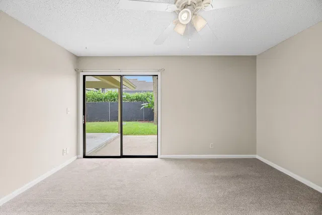  Residence photo 12